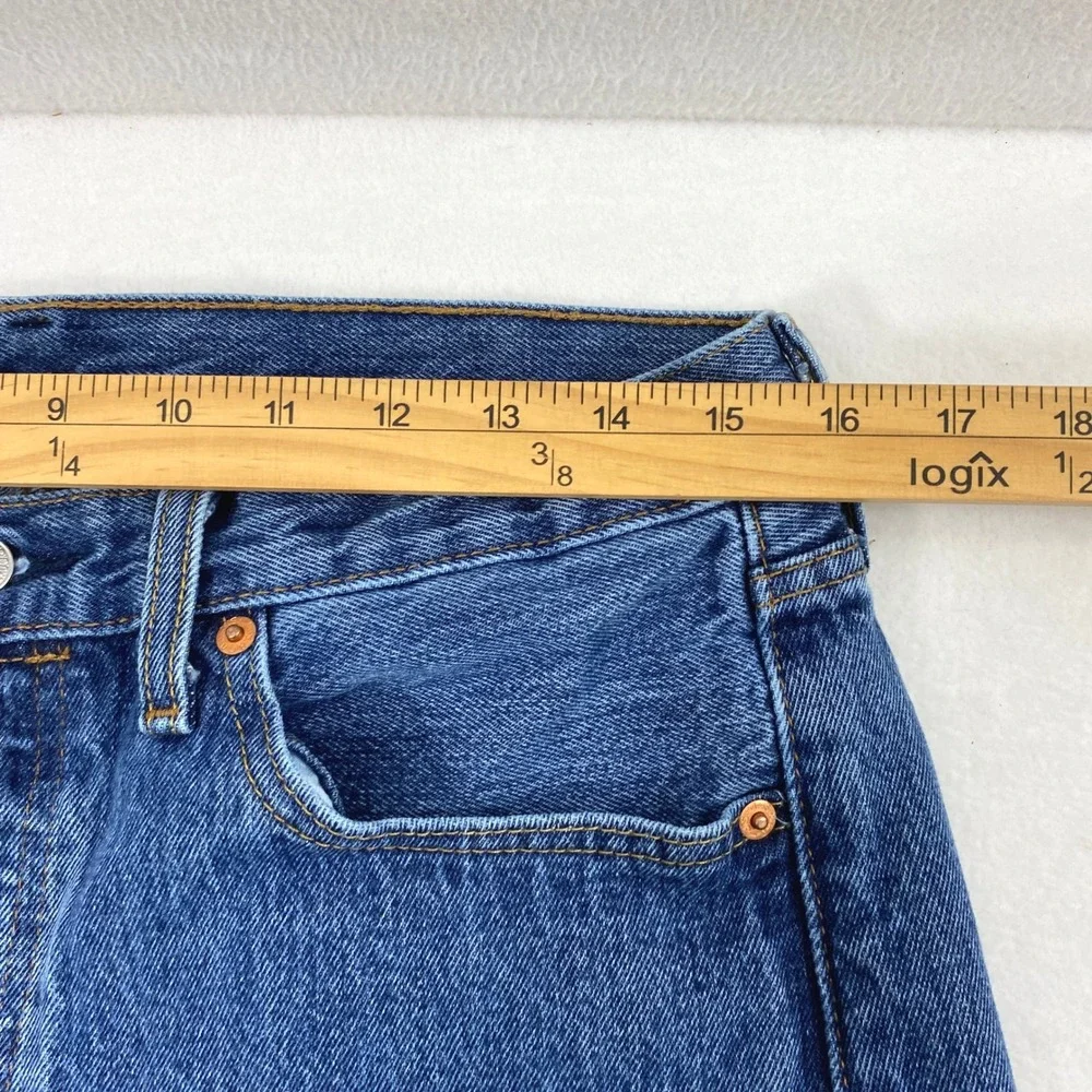 Levis 501 Straight Leg Jeans Mens 31 x 28.5 Button Fly Medium Wash Denim Pants‎